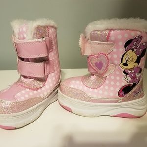 Toddler Girl Size 7 Minnie Mouse Winter Snowboots